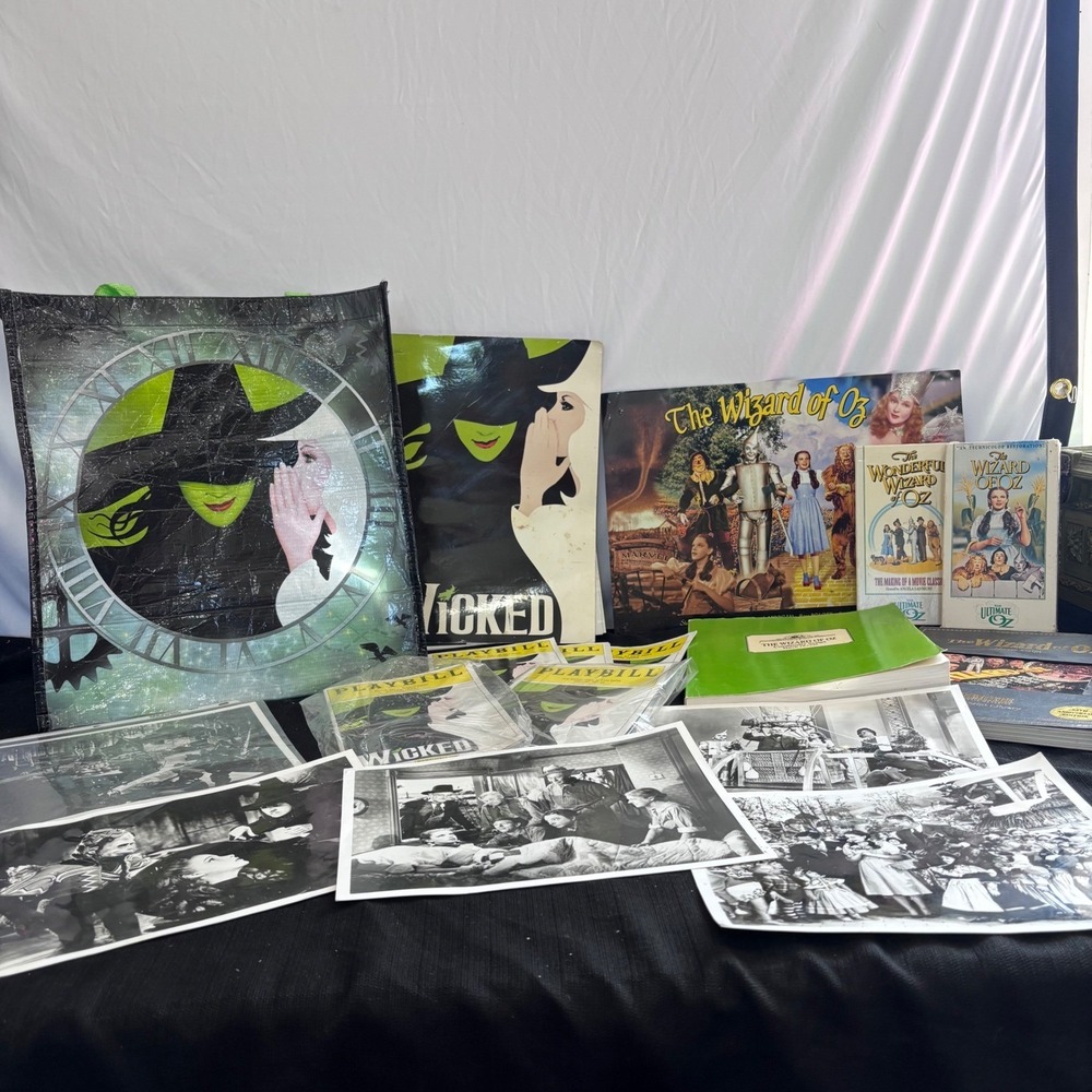Wizard of Oz &‎ Wicked Memorabilia Lot Scripts Playbills Photos VHS Tote Bag